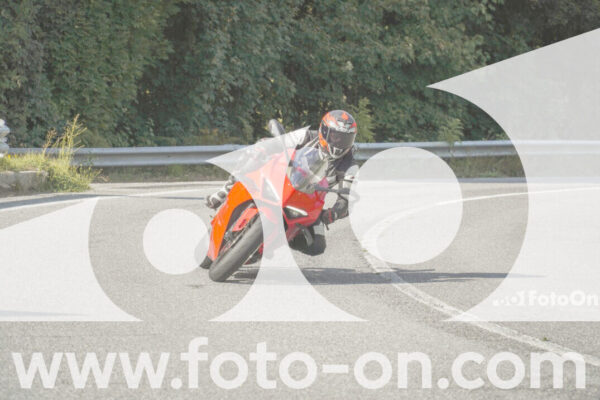 <h1 class="product-title">thumb_FF106090</h1>