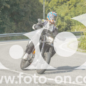 thumb_FF106094-1