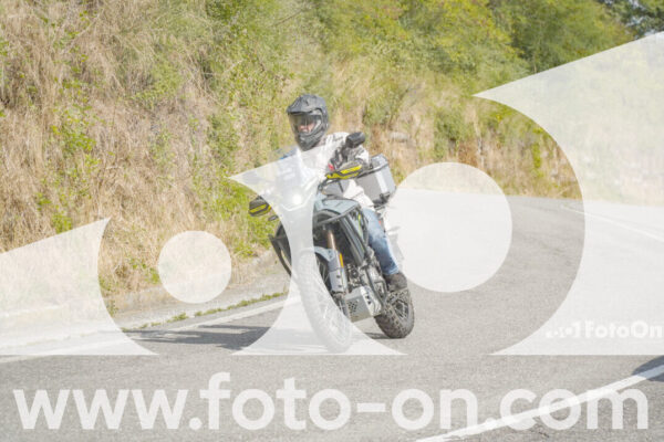 <h1 class="product-title">thumb_FF106096</h1>