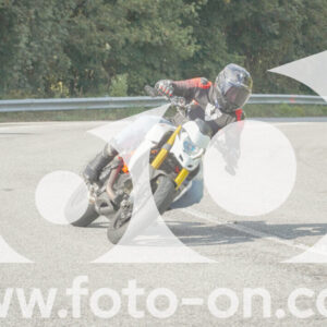 thumb_FF106107-1