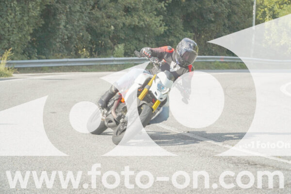 <h1 class="product-title">thumb_FF106107-1</h1>