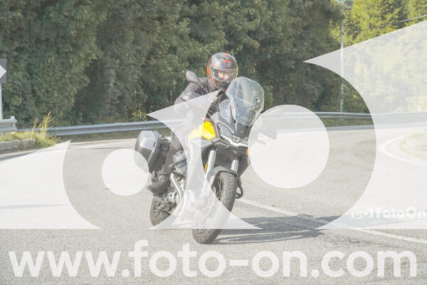 <h1 class="product-title">thumb_FF106112-1</h1>