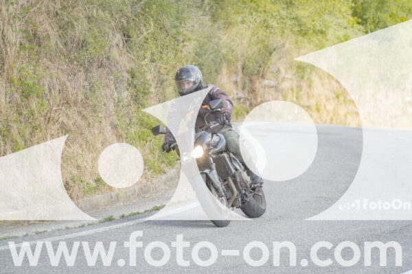 <h1 class="product-title">thumb_FF106116</h1>