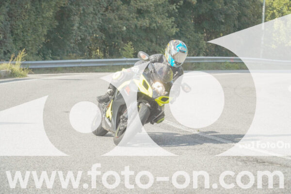 <h1 class="product-title">thumb_FF106123</h1>