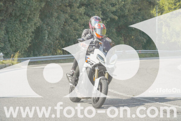<h1 class="product-title">thumb_FF106130</h1>