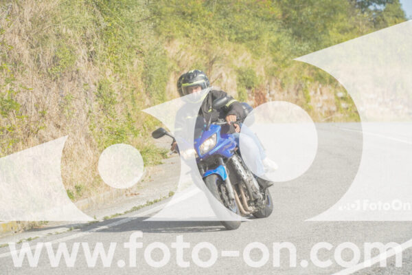 <h1 class="product-title">thumb_FF106145</h1>
