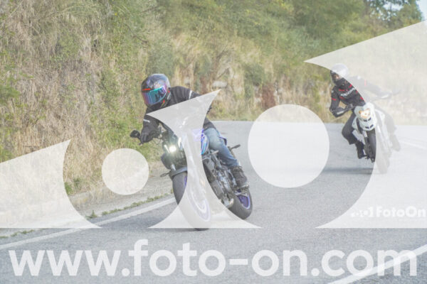 <h1 class="product-title">thumb_FF106182</h1>