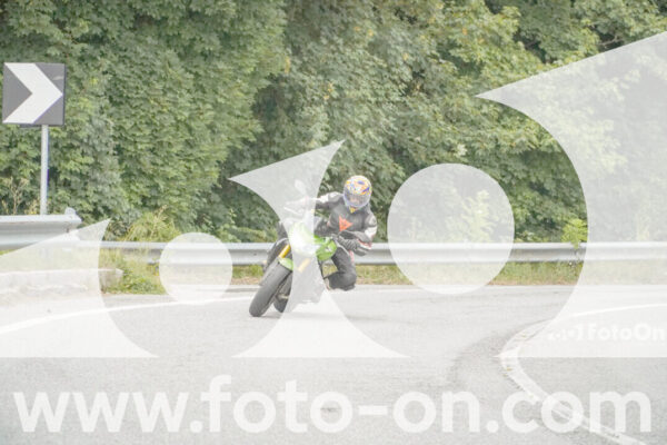 <h1 class="product-title">thumb_FF106183</h1>