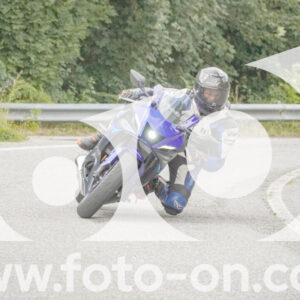 thumb_FF106200