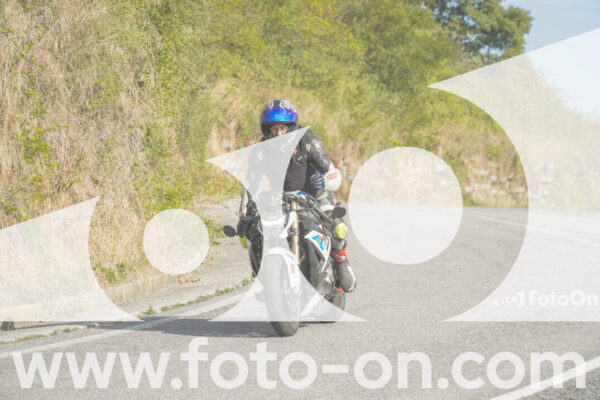 <h1 class="product-title">thumb_FF106212-1</h1>