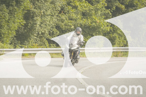 <h1 class="product-title">thumb_FF106244-1</h1>