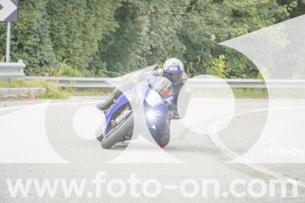 <h1 class="product-title">thumb_FF106244</h1>