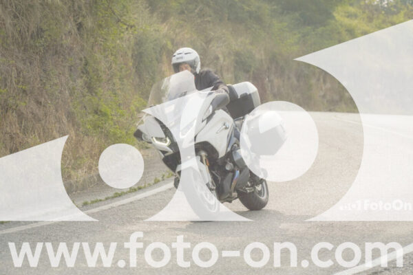 <h1 class="product-title">thumb_FF106252-1</h1>