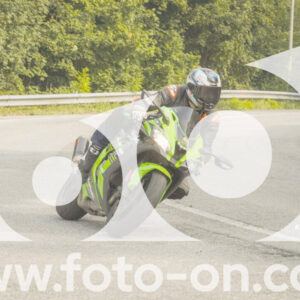 thumb_FF106254-1