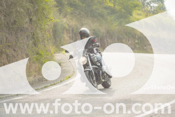 <h1 class="product-title">thumb_FF106268-1</h1>