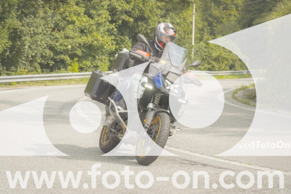 <h1 class="product-title">thumb_FF106309</h1>