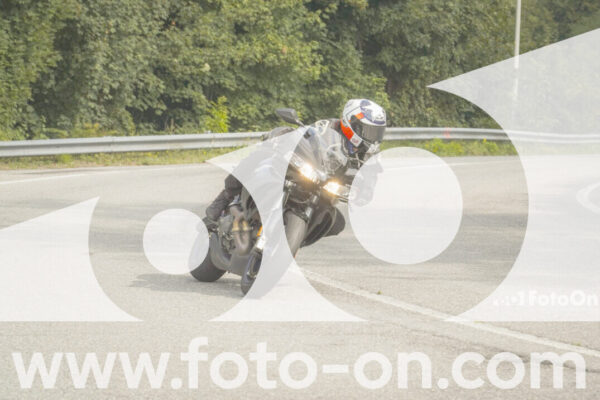 <h1 class="product-title">thumb_FF106318</h1>