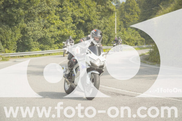 <h1 class="product-title">thumb_FF106322-1</h1>