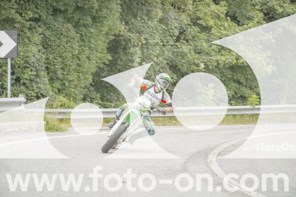 <h1 class="product-title">thumb_FF106338</h1>