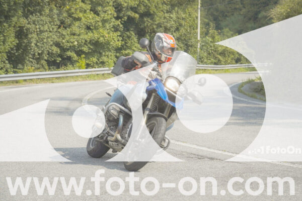 <h1 class="product-title">thumb_FF106350-1</h1>