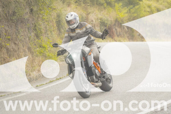 <h1 class="product-title">thumb_FF106373-1</h1>