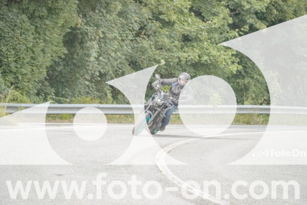 <h1 class="product-title">thumb_FF106396</h1>