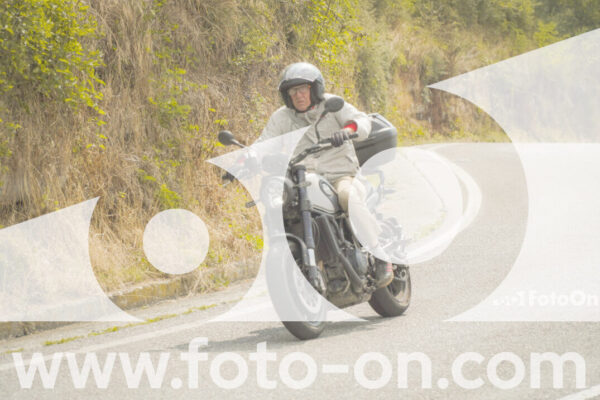 <h1 class="product-title">thumb_FF106412_1</h1>