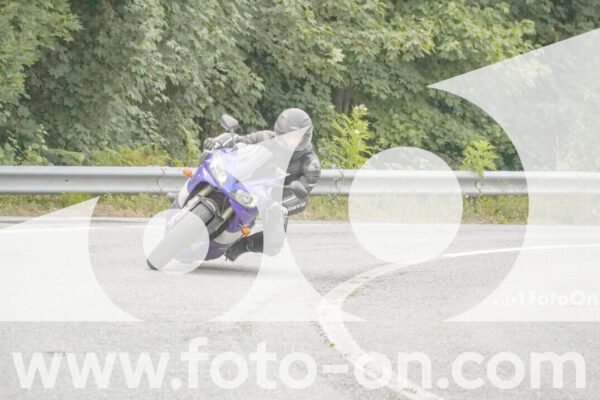 <h1 class="product-title">thumb_FF106419</h1>