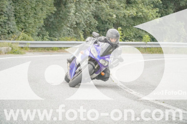 <h1 class="product-title">thumb_FF106423</h1>