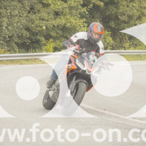 thumb_FF106442