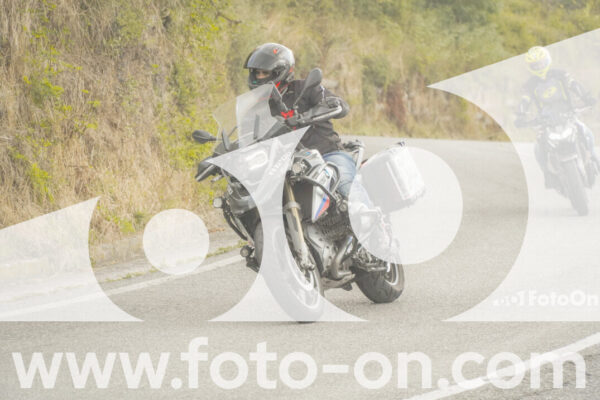 <h1 class="product-title">thumb_FF106447</h1>