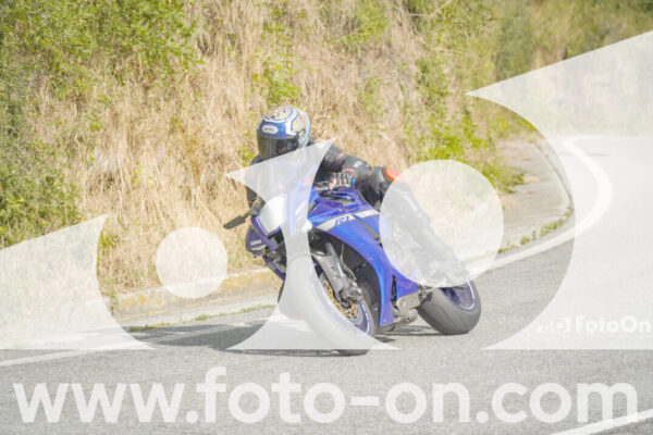 <h1 class="product-title">thumb_FF106448</h1>