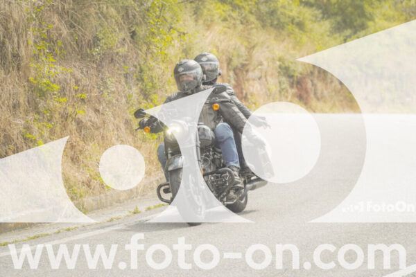<h1 class="product-title">thumb_FF106471</h1>