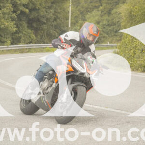 thumb_FF106478-1
