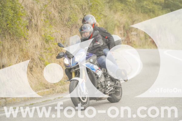 <h1 class="product-title">thumb_FF106481</h1>