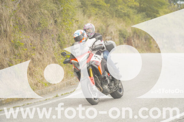 <h1 class="product-title">thumb_FF106498</h1>