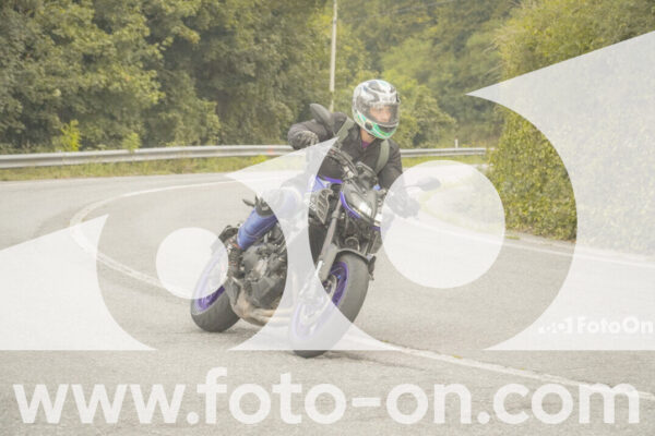 <h1 class="product-title">thumb_FF106506-1</h1>