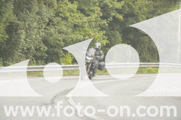 <h1 class="product-title">thumb_FF106628</h1>