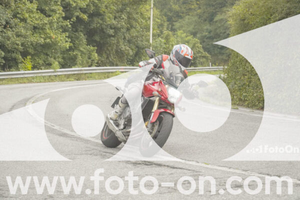 <h1 class="product-title">thumb_FF106640</h1>