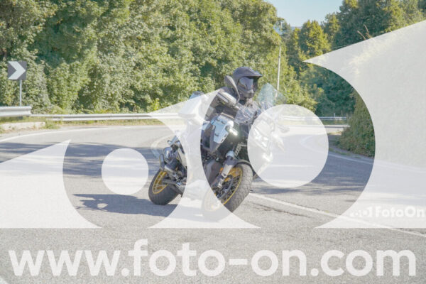 <h1 class="product-title">thumb_FF106803</h1>