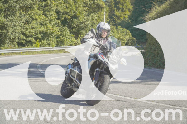 <h1 class="product-title">thumb_FF106828</h1>