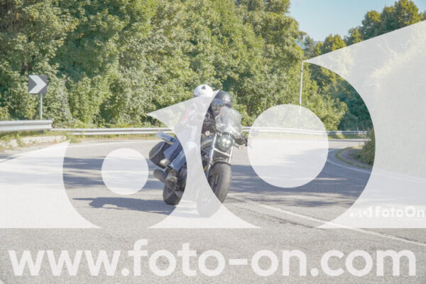 <h1 class="product-title">thumb_FF106848_1</h1>