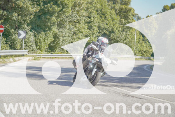 <h1 class="product-title">thumb_FF106875_1</h1>