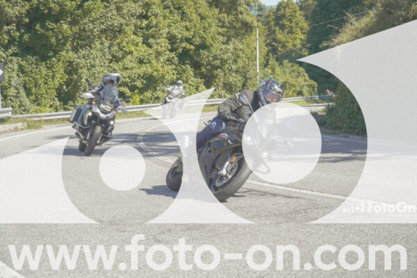 <h1 class="product-title">thumb_FF106884</h1>