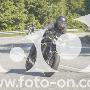 thumb_FF106902