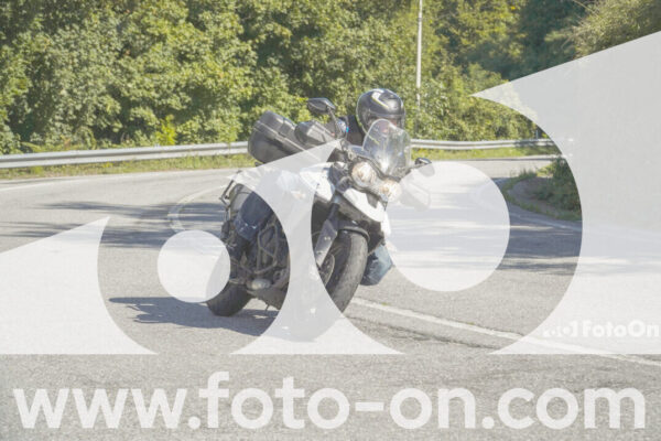 <h1 class="product-title">thumb_FF106920-1</h1>
