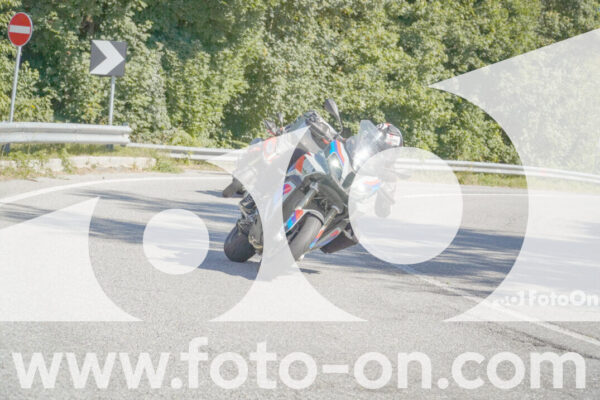 <h1 class="product-title">thumb_FF106924</h1>