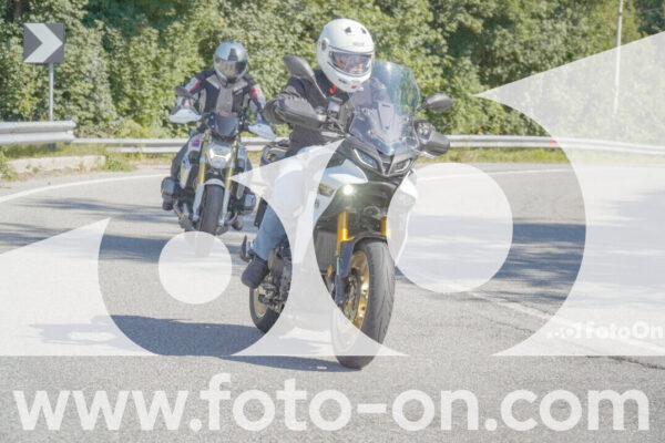 <h1 class="product-title">thumb_FF106929</h1>