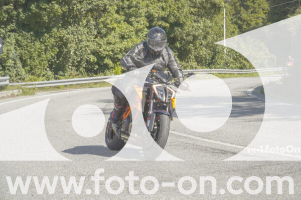 <h1 class="product-title">thumb_FF106953-1</h1>