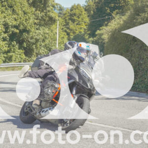thumb_FF107014-1